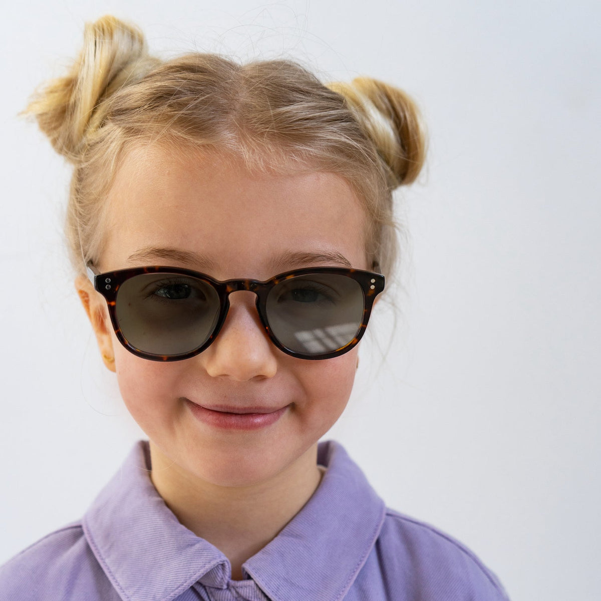Nividas Vienna Junior polarized sunglasses in Tortoise Classic - square hand-polished acetate frame