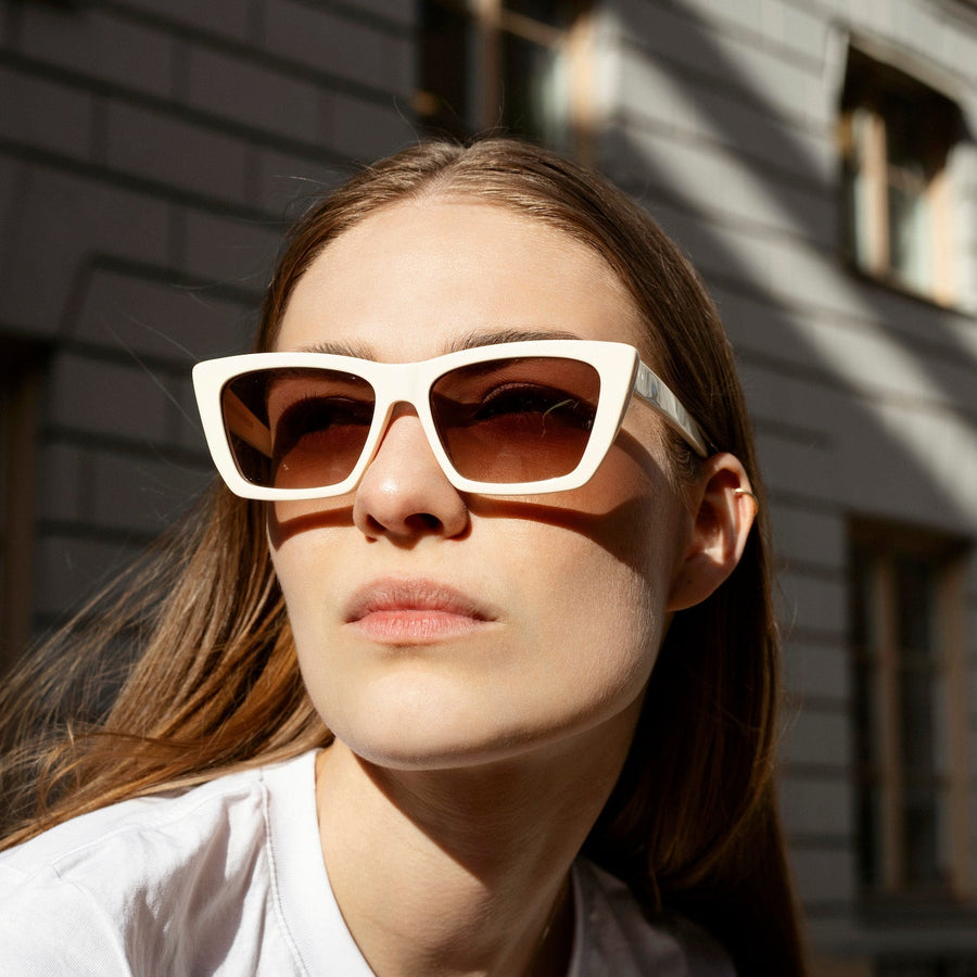 Nividas Barcelona polarized sunglasses in Milky Beige - cat-eye hand-polished acetate frame