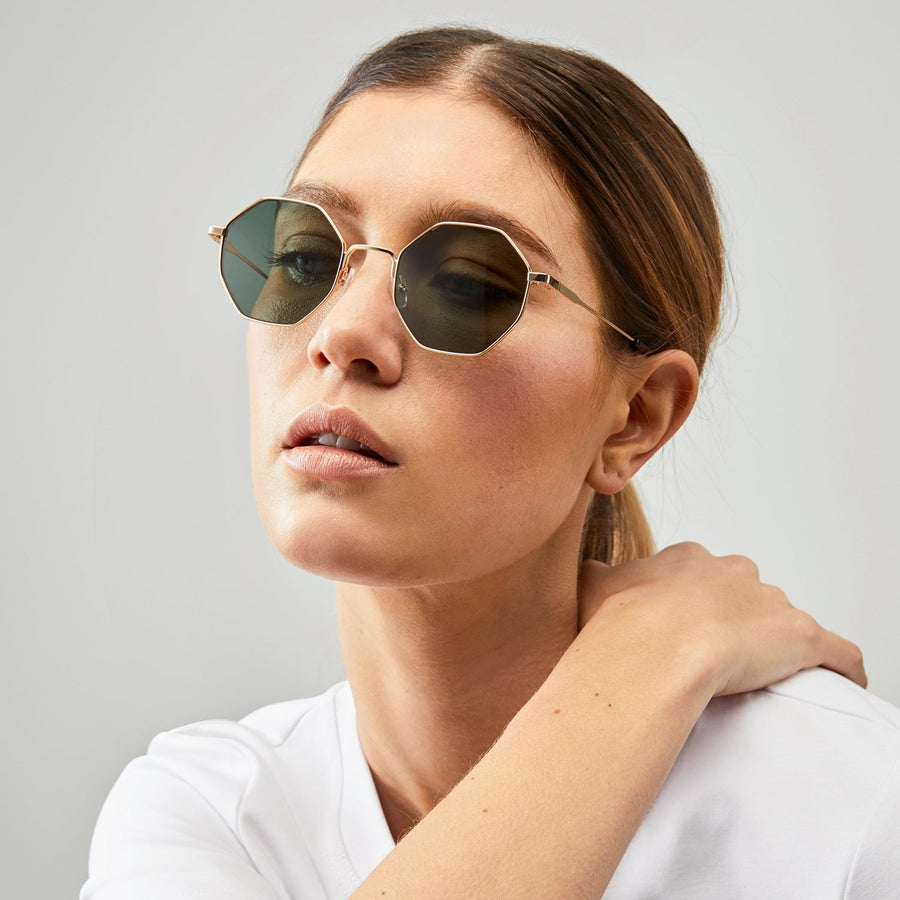 Nividas Hamburg polarized sunglasses in Gold - hexagonal lightweight metal frame