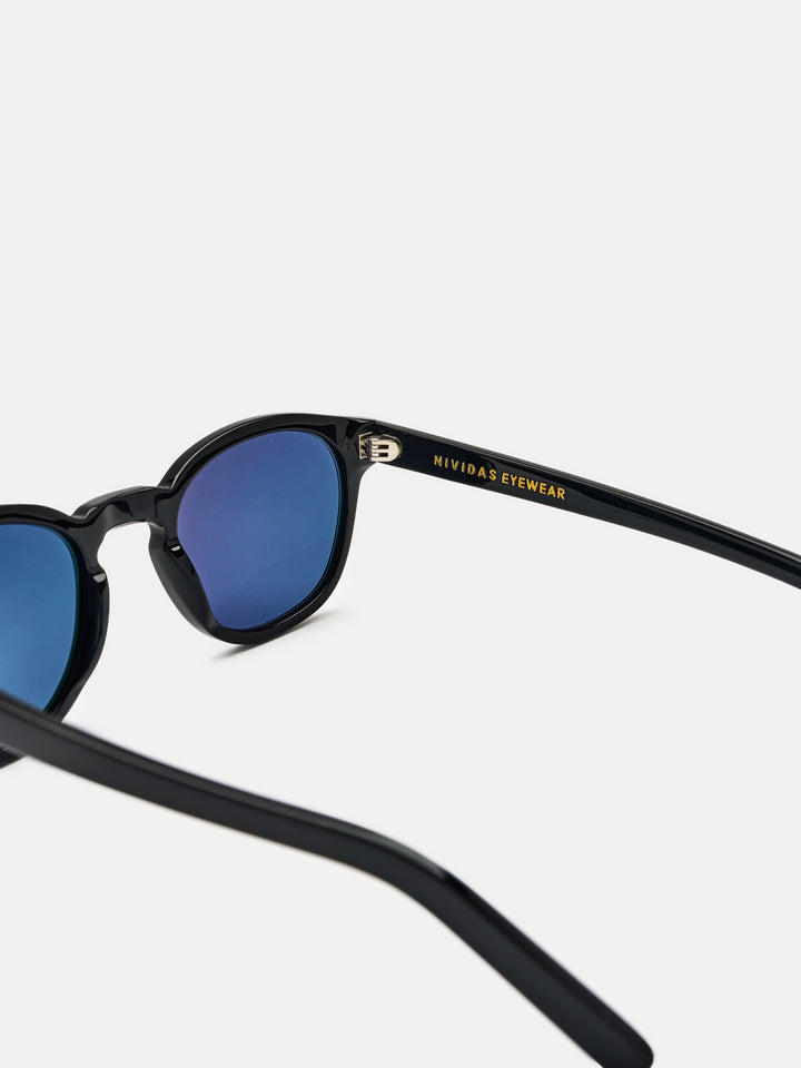 Kingston Shiny Black