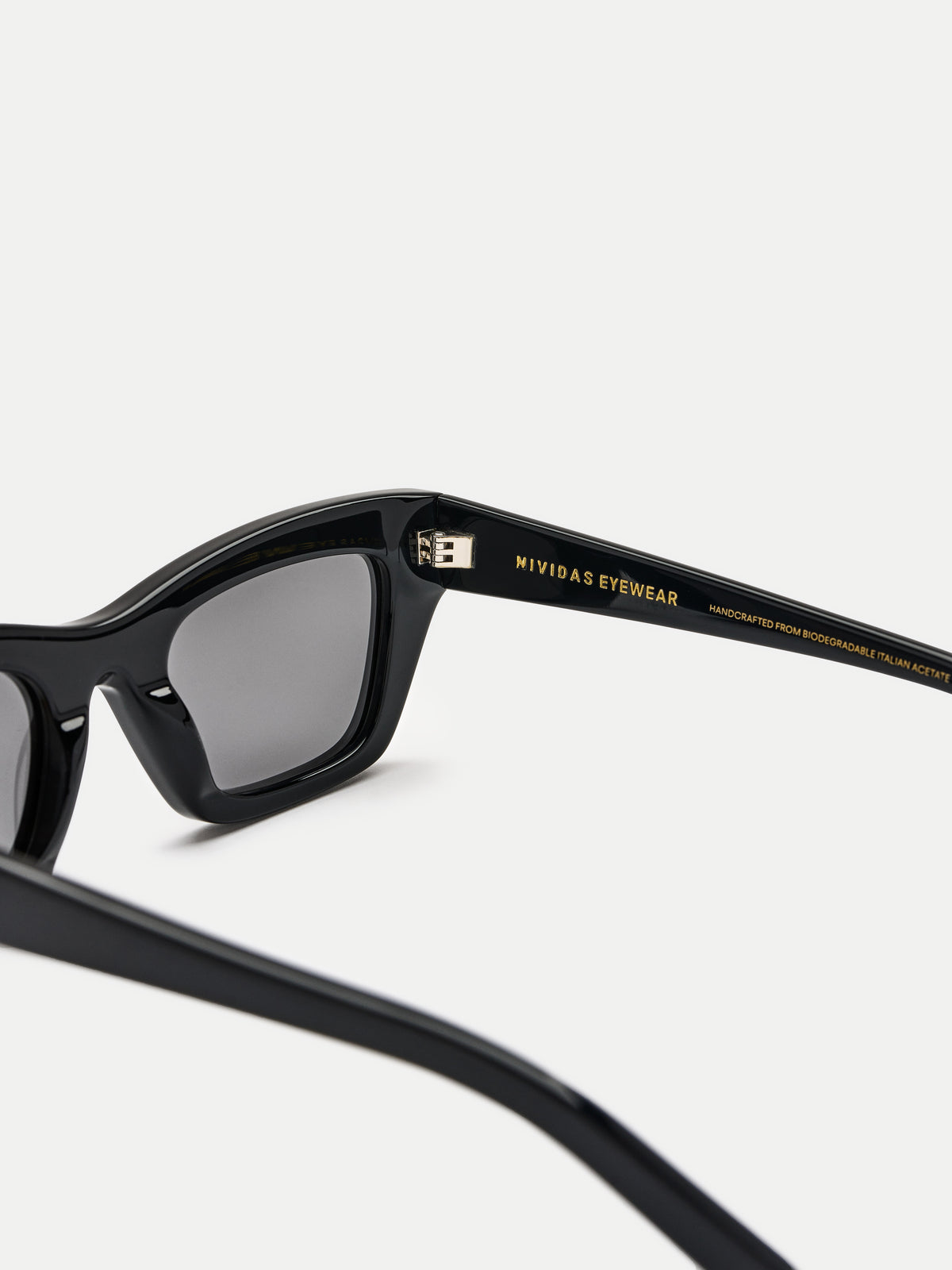 Nairobi Shiny Black