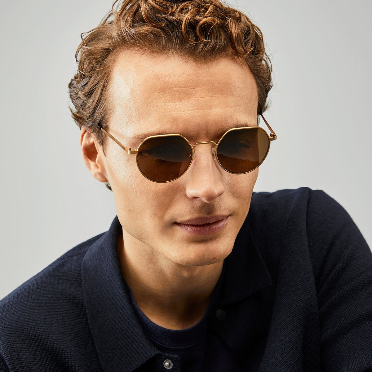 Nividas Singapore polarized sunglasses in Gold Brown - round lightweight metal frame
