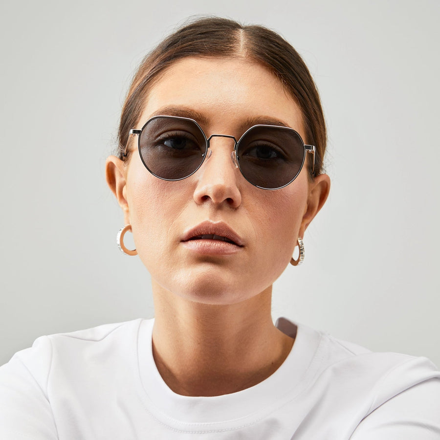 Nividas Singapore polarized sunglasses in Silver - round lightweight metal frame