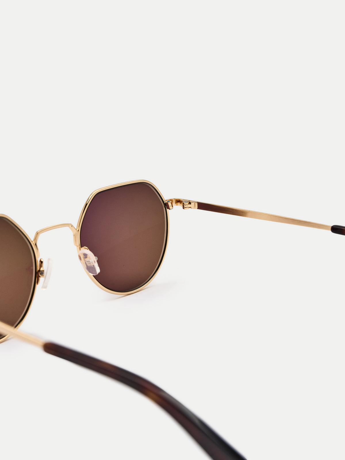 Singapore Gold & Brown