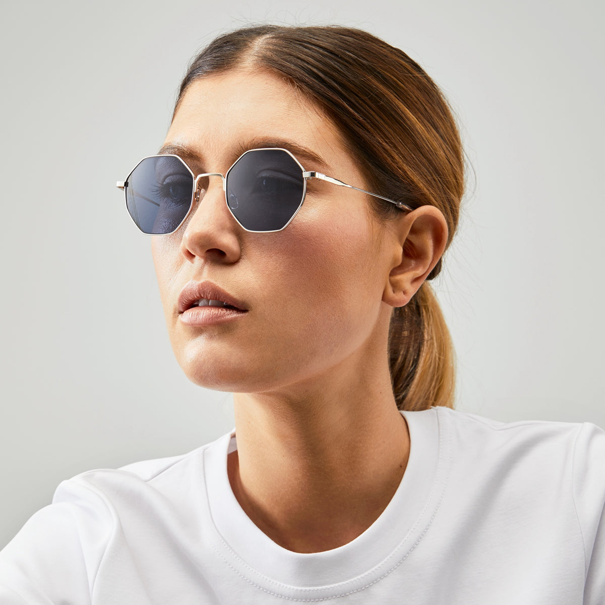 Nividas Hamburg polarized sunglasses in Silver B Lue - hexagonal lightweight metal frame